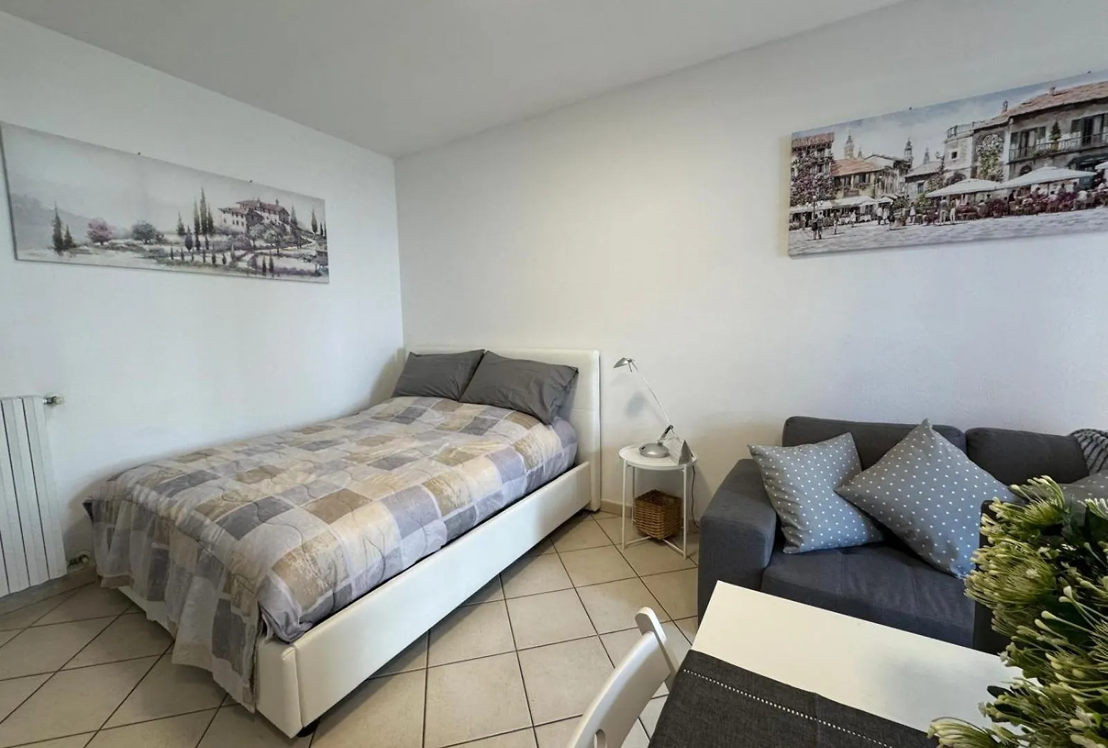 Reggio Emilia Apartments - Giardino - Uno 0*, Reggio Emilia Italien
